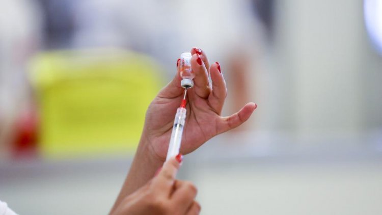 Vacinas de rotina são disponibilizadas em 35 unidades de saúde do município