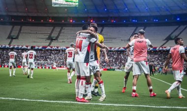 Invencibilidade mantida! Vitória vira contra o Fortaleza