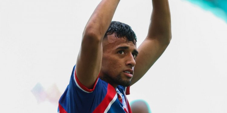 Bahia goleia o lanterna Colo Colo pelo Campeonato baiano