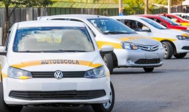 Governo propõe CNH mais barata e fim das aulas práticas obrigatórias: entenda mudanças