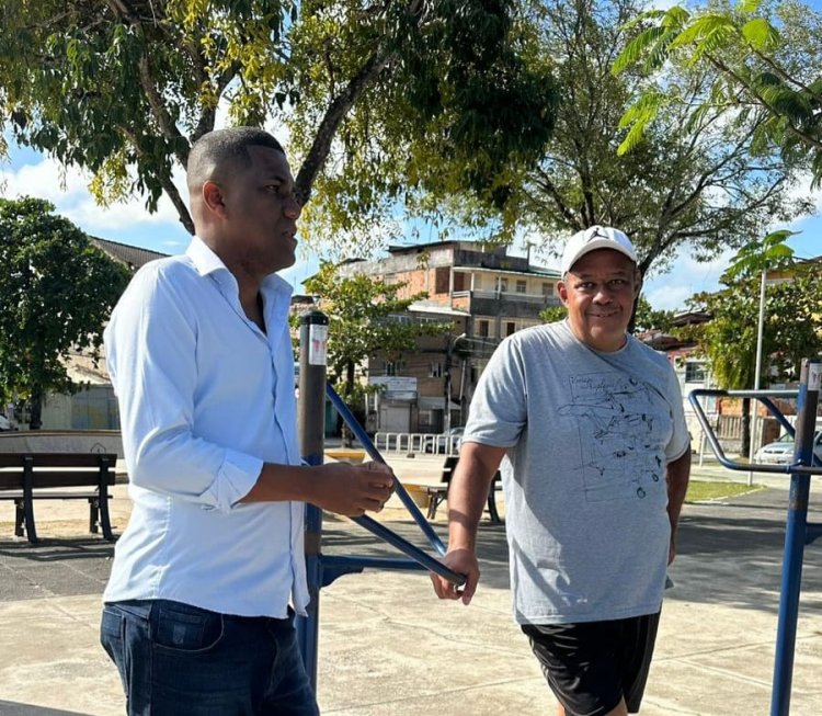Manutenção da Praça da Matriz em Vila de Abrantes é iniciada após solicitação do Voz de Abrantes