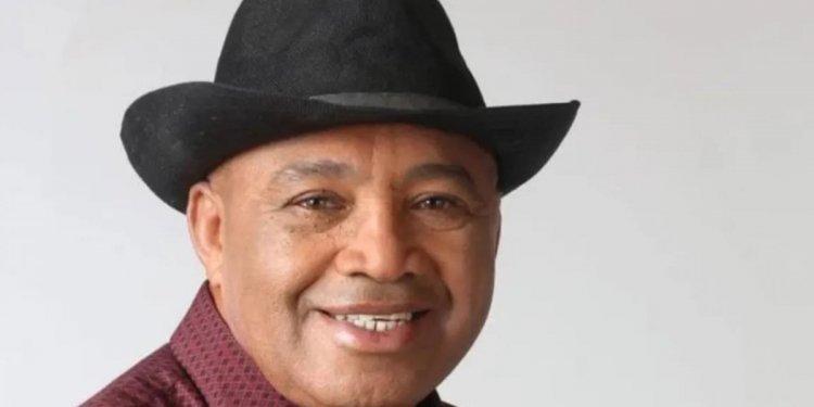 Morre Roque Fonseca, vocalista da banda Brasilian Boys