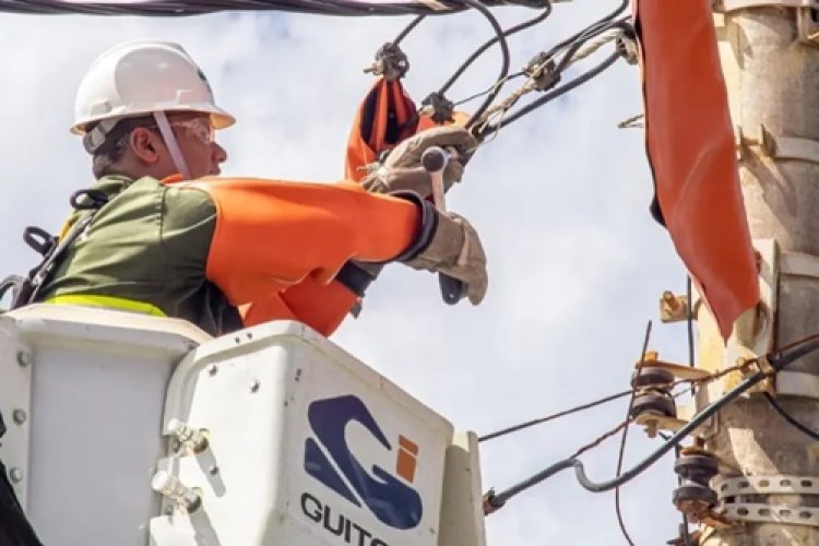 Neoenergia Coelba intensifica retirada de cabos de internet irregulares em 19 municípios da Bahia